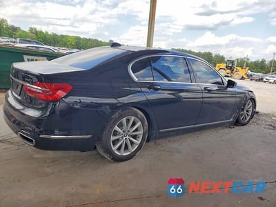 Trzecie zdjęcie samochodu z tyłu: 2018 BMW 740 I VIN:WBA7E2C51JG742478 - miniatura