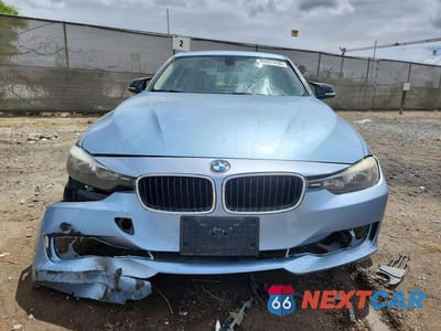 Piąte zdjęcie samochodu w środku: 2013 BMW 328 I VIN:WBA3A5C58DF352905 - miniatura