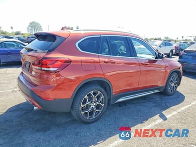 Trzecie zdjęcie samochodu z tyłu: 2020 BMW X1 SDRIVE28I VIN:WBXJG7C01L5P44172 - miniatura