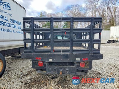 Zdjęcie 6 z 11 samochodu: 2012 CHEVROLET SILVERADO FLATBED TRUCK VIN:1GB3KZCG9CF149212 - miniatura