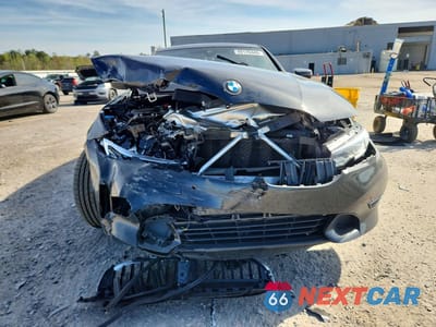 Piąte zdjęcie samochodu w środku: 2022 BMW 330XI VIN:3MW5R7J06N8C55250 - miniatura