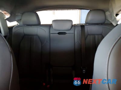 Zdjęcie 10 z 14 samochodu: 2025 AUDI Q5 SPORTBACK PREMIUM PLUS VIN:WA1EAAGU9S2098321 - miniatura
