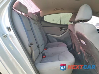 Zdjęcie 10 z 12 samochodu: 2013 HYUNDAI ELANTRA GLS VIN:KMHDH4AE0DU867713 - miniatura