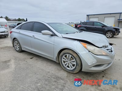 Czwarte zdjęcie samochodu z boku: 2012 HYUNDAI SONATA GLS VIN:5NPEB4AC2CH344288 - miniatura
