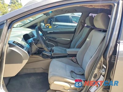 Zdjęcie 7 z 12 samochodu: 2010 HONDA CIVIC LX VIN:19XFA1F56AE007401 - miniatura
