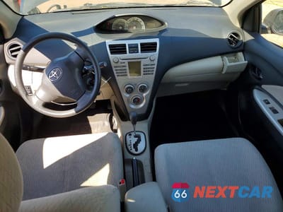 Zdjęcie 8 z 12 samochodu: 2008 TOYOTA YARIS BASE VIN:JTDBT923X81229948 - miniatura
