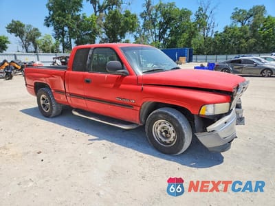 Czwarte zdjęcie samochodu z boku: 1999 DODGE RAM 1500 VIN:3B7HC13Y7XM537327 - miniatura