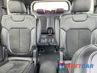 Zdjęcie 10 z 14 samochodu: 2021 JEEP GRAND CHEROKEE L LAREDO VIN:1C4RJKAG4M8200382 - miniatura
