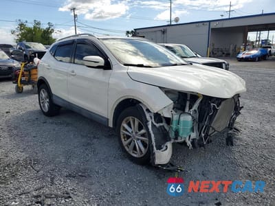 Czwarte zdjęcie samochodu z boku: 2017 NISSAN ROGUE SPORT SV VIN:JN1BJ1CP7HW003137 - miniatura