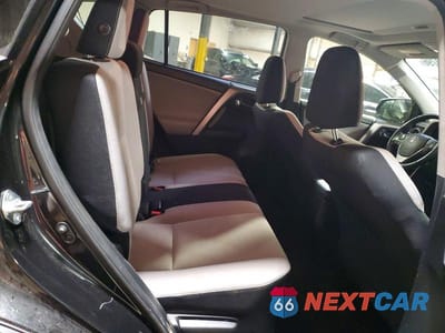Zdjęcie 11 z 13 samochodu: 2018 TOYOTA RAV4 HYBRID XLE VIN:JTMRJREV5JD193284 - miniatura