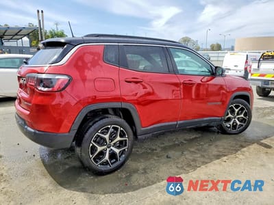 Trzecie zdjęcie samochodu z tyłu: 2025 JEEP COMPASS LIMITED VIN:3C4NJDCN8ST510765 - miniatura