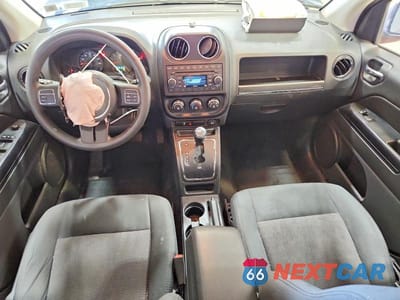 Zdjęcie 8 z 12 samochodu: 2012 JEEP COMPASS SPORT VIN:1C4NJCBB2CD639545 - miniatura