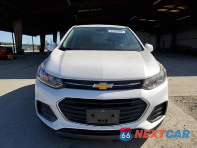 Piąte zdjęcie samochodu w środku: 2017 CHEVROLET TRAX LS VIN:KL7CJKSB8HB174254 - miniatura