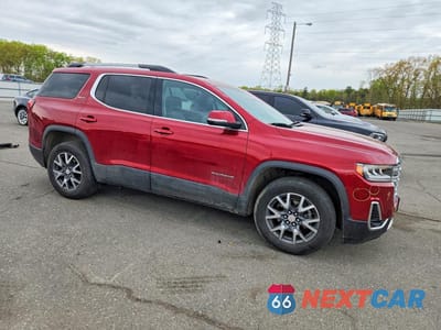 Czwarte zdjęcie samochodu z boku: 2023 GMC ACADIA SLT VIN:1GKKNUL45PZ213441 - miniatura