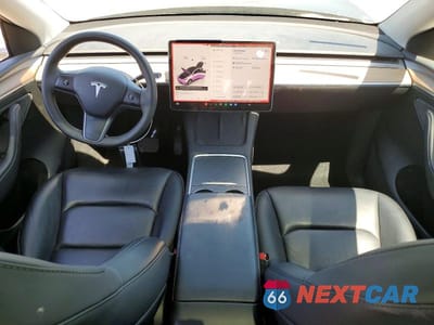 Zdjęcie 8 z 13 samochodu: 2024 TESLA MODEL Y VIN:7SAYGAEE3RF993584 - miniatura