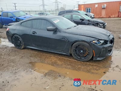Czwarte zdjęcie samochodu z boku: 2024 BMW M4 COMPETITION VIN:WBS43AZ06RCP07481 - miniatura