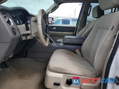 Zdjęcie 7 z 12 samochodu: 2008 FORD EXPEDITION XLT VIN:1FMFU16588LA44079 - miniatura