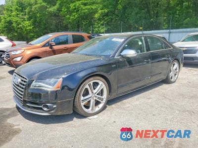 2020 AUDI S8 QUATTRO WAUD2AFD2DN020235 - główne zdjęcie licytacji z USA - miniatura