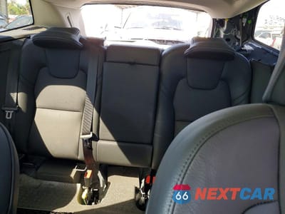 Zdjęcie 10 z 14 samochodu: 2023 VOLVO XC60 PLUS VIN:YV4L12DN3P1254900 - miniatura