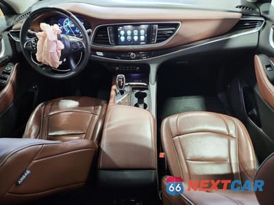 Zdjęcie 8 z 13 samochodu: 2018 BUICK ENCLAVE AVENIR VIN:5GAEVCKW7JJ197918 - miniatura