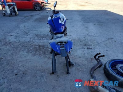 Czwarte zdjęcie samochodu z boku: 2024 YAMAHA YZFR7 VIN:JYARM38E0RA009863 - miniatura