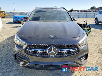 Piąte zdjęcie samochodu w środku: 2025 MERCEDES-BENZ GLA 250 4MATIC VIN:W1N4N4HB8SJ695981 - miniatura
