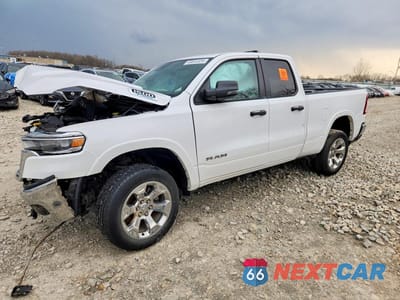 2025 RAM 1500 BIG HORN 1C6RRFBG6SN520176 - główne zdjęcie licytacji z USA - miniatura