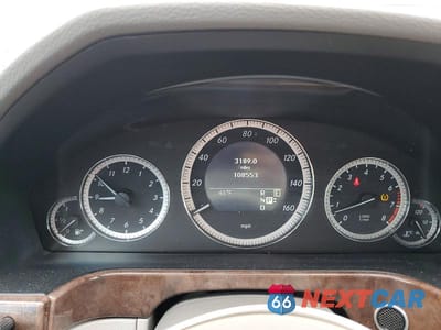 Zdjęcie 9 z 11 samochodu: 2011 MERCEDES-BENZ E 550 VIN:WDDHF7CB0BA471950 - miniatura