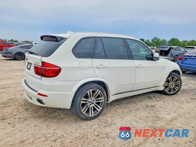 Trzecie zdjęcie samochodu z tyłu: 2012 BMW X5 XDRIVE50I VIN:5UXZV8C54CL425222 - miniatura