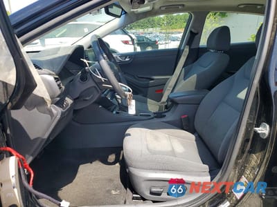 Zdjęcie 7 z 12 samochodu: 2020 HYUNDAI IONIQ SEL VIN:KMHC85LC1LU242278 - miniatura
