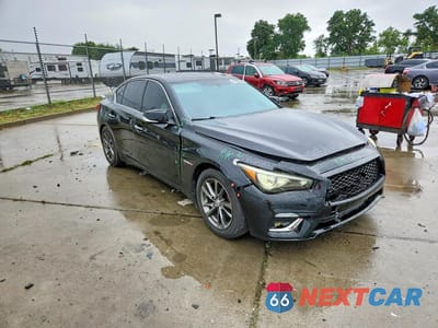 Czwarte zdjęcie samochodu z boku: 2014 INFINITI Q50 HYBRID PREMIUM VIN:JN1AV7AP1EM691164 - miniatura