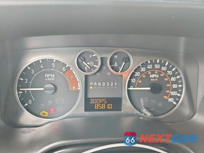 Zdjęcie 9 z 12 samochodu: 2006 HUMMER H3 VIN:5GTDN136568161018 - miniatura