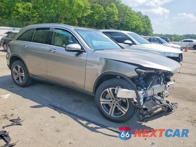 Czwarte zdjęcie samochodu z boku: 2021 MERCEDES-BENZ GLC 300 VIN:W1N0G8DB0MF942700 - miniatura