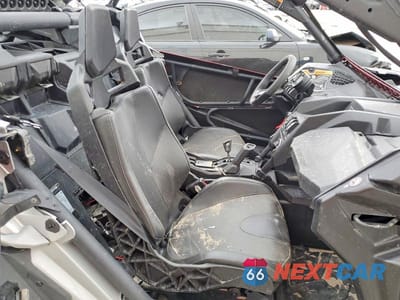 Zdjęcie 6 z 10 samochodu: 2024 CAN-AM MAVERICK X3 RS UTILITY VEHICLE VIN:3JBVJAV48RE000436 - miniatura