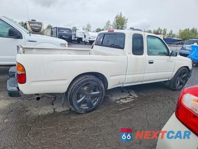 Trzecie zdjęcie samochodu z tyłu: 1999 TOYOTA TACOMA XTRACAB VIN:4TAVL52N9XZ507340 - miniatura