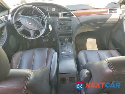 Zdjęcie 8 z 13 samochodu: 2005 CHRYSLER PACIFICA TOURING VIN:2C4GM68425R353527 - miniatura