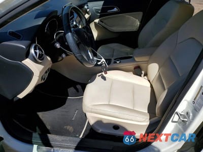 Zdjęcie 7 z 12 samochodu: 2015 MERCEDES-BENZ GLA 250 4MATIC VIN:WDCTG4GB5FJ184243 - miniatura