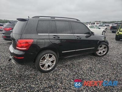 Trzecie zdjęcie samochodu z tyłu: 2015 MERCEDES-BENZ GLK 350 VIN:WDCGG5HB1FG404111 - miniatura