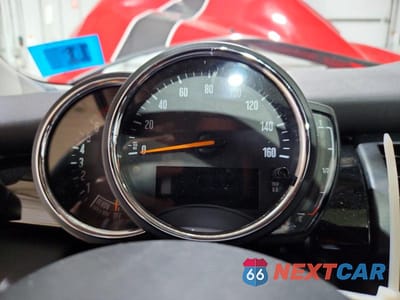 Zdjęcie 9 z 12 samochodu: 2021 MINI COOPER VIN:WMWXR3C0XM2N50816 - miniatura