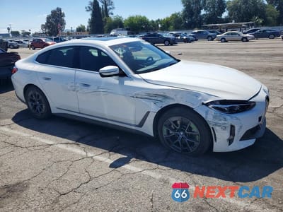 Czwarte zdjęcie samochodu z boku: 2024 BMW I4 EDRIVE 35 VIN:WBY43AW08RFT38485 - miniatura