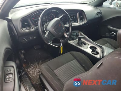 Zdjęcie 8 z 12 samochodu: 2023 DODGE CHALLENGER BASE VIN:2C3CDZAG5PH574170 - miniatura
