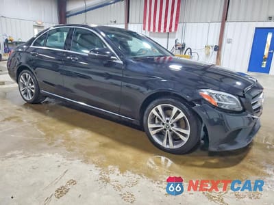 Czwarte zdjęcie samochodu z boku: 2019 MERCEDES-BENZ C 300 4MATIC VIN:55SWF8EB7KU290063 - miniatura