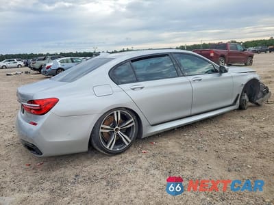 Trzecie zdjęcie samochodu z tyłu: 2017 BMW 750 XI VIN:WBA7F2C57HG421875 - miniatura