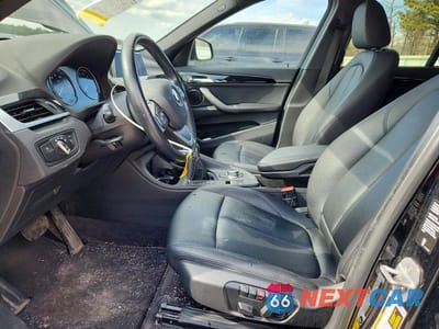 Zdjęcie 7 z 13 samochodu: 2019 BMW X1 XDRIVE28I VIN:WBXHT3C5XK5L91007 - miniatura