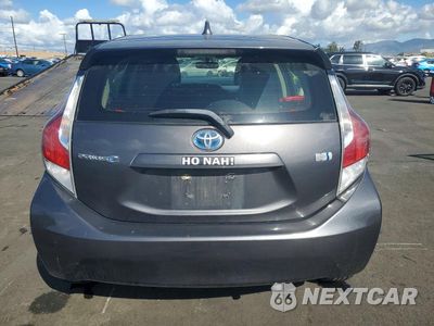 Zdjęcie 6 z 13 samochodu: 2016 TOYOTA PRIUS C TWO VIN:JTDKDTB38G1123958 - miniatura