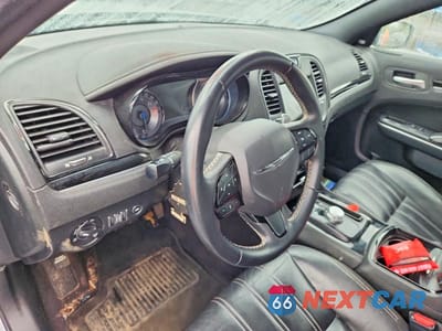 Zdjęcie 9 z 12 samochodu: 2018 CHRYSLER 300 S VIN:2C3CCABG0JH214461 - miniatura