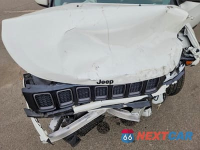 Zdjęcie 12 z 13 samochodu: 2019 JEEP COMPASS LIMITED VIN:3C4NJDCB8KT761503 - miniatura