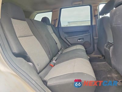 Zdjęcie 11 z 13 samochodu: 2009 JEEP GRAND CHEROKEE LAREDO VIN:1J8GR48K29C512879 - miniatura
