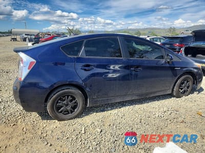 Trzecie zdjęcie samochodu z tyłu: 2014 TOYOTA PRIUS THREE VIN:JTDKN3DU3E0365076 - miniatura