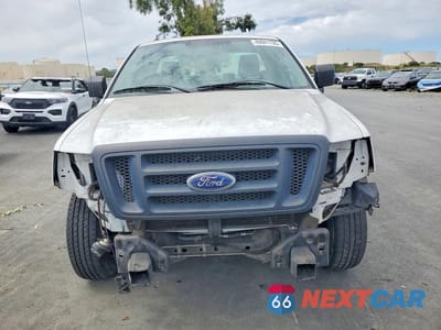 Piąte zdjęcie samochodu w środku: 2005 FORD F150 VIN:1FTRF12275NB59683 - miniatura